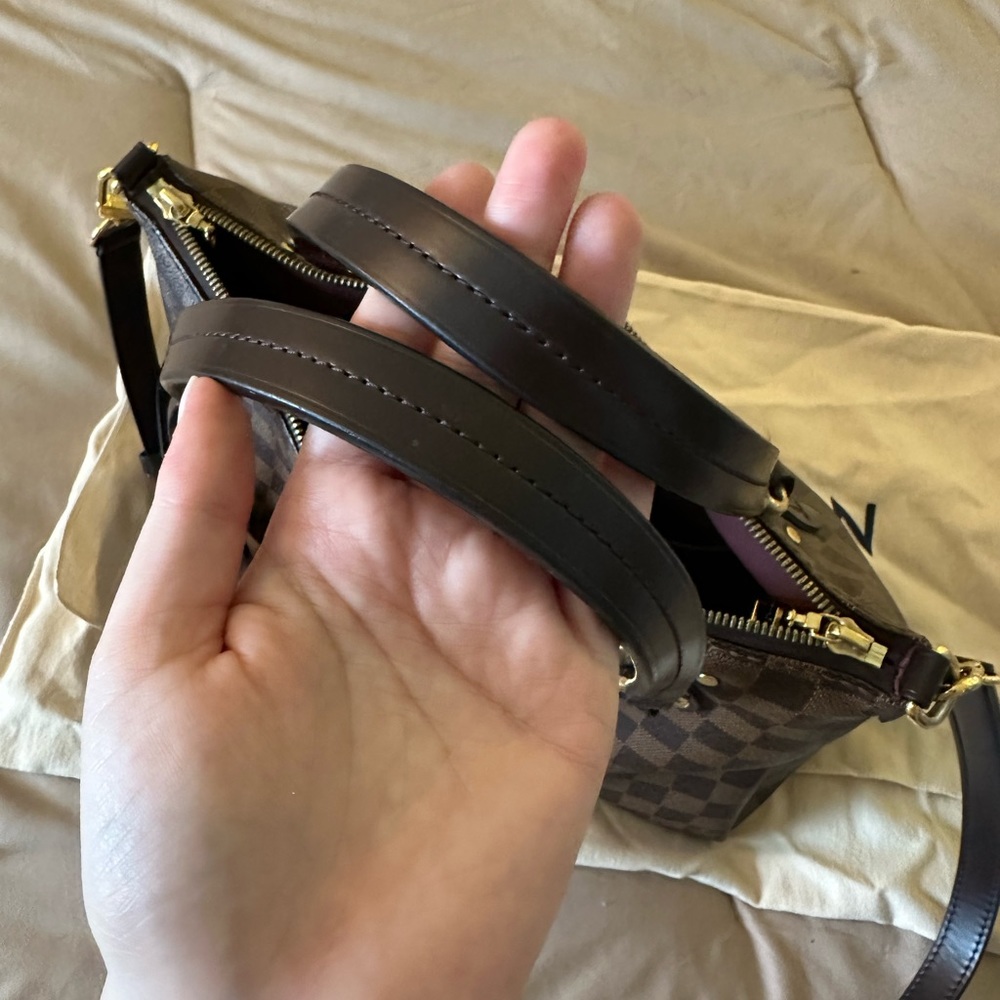 ❌SOLD❌ Louis Vuitton Lymington Bag - Picture 7 of 8